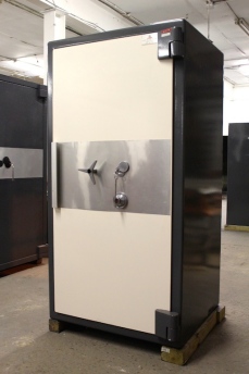 Used 6428 Chatwood Milner TRTL30X6 Equivalent High Security Safe